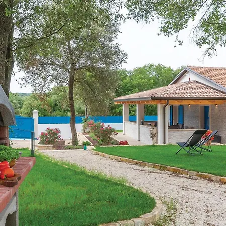 Amazing In With Wifi Holiday home