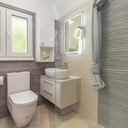 2 Bedroom Front In * Rovinj