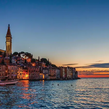 2 Bedroom Front In * Rovinj